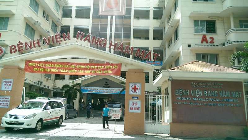 Dịch vụ điều trị ở Bệnh viện Răng Hàm Mặt Thành phố Hồ Chí Minh được bệnh nhân đánh giá cao.