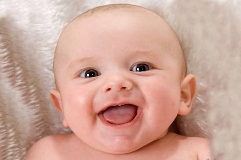 Trẻ 7 tháng chưa mọc răng có đáng lo không là thắc mắc của rất nhiều ba mẹ