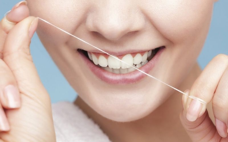 Chăm sóc sau khi bọc sứ giúp bạn có được hàm răng bền đẹp với thời gian