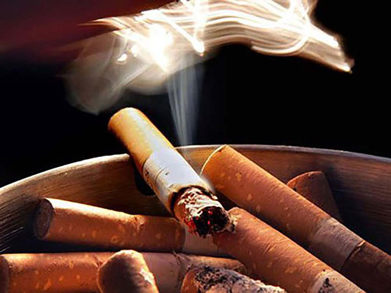 Người nghiện thuốc lá thì tẩy trắng có thể sẽ không mang lại kết quả tốt